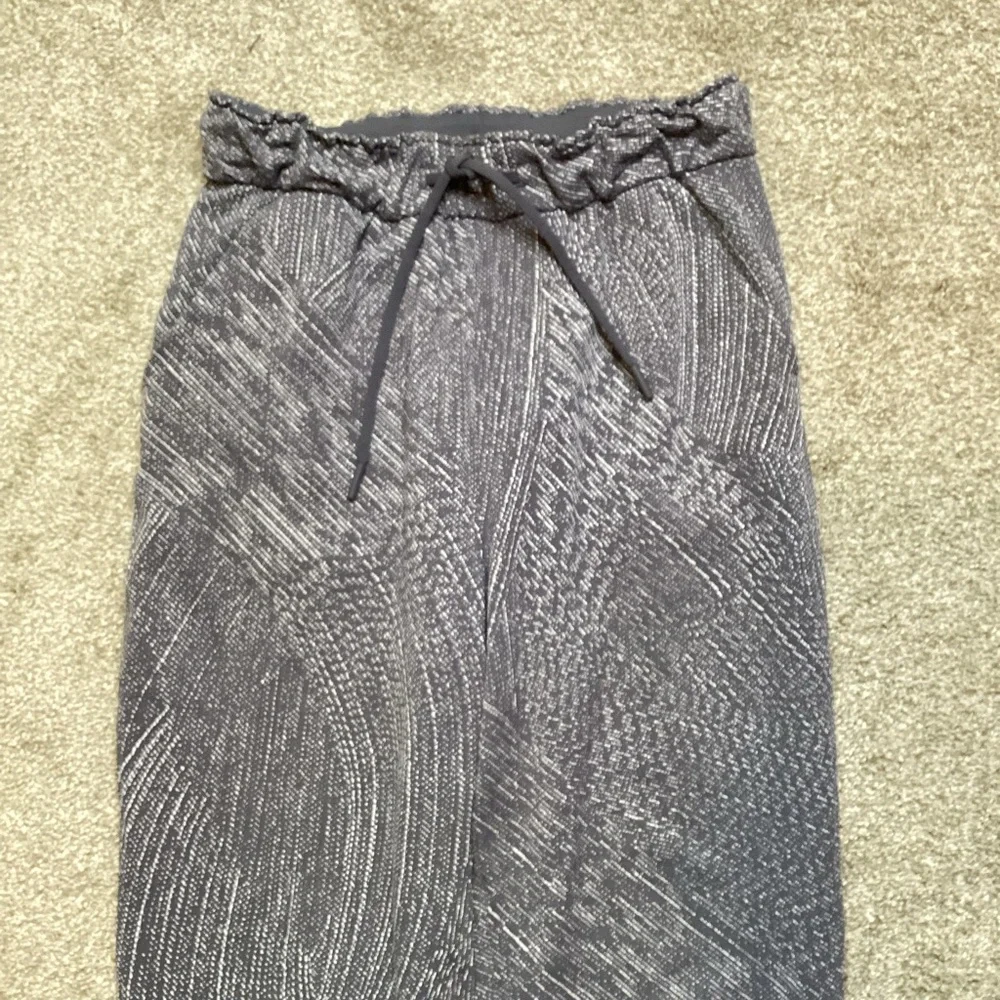 Lululemon Stretch High-Rise Jogger *Full Length Simultaneous Anchor Pants Cuff 4 - Picture 6 of 9
